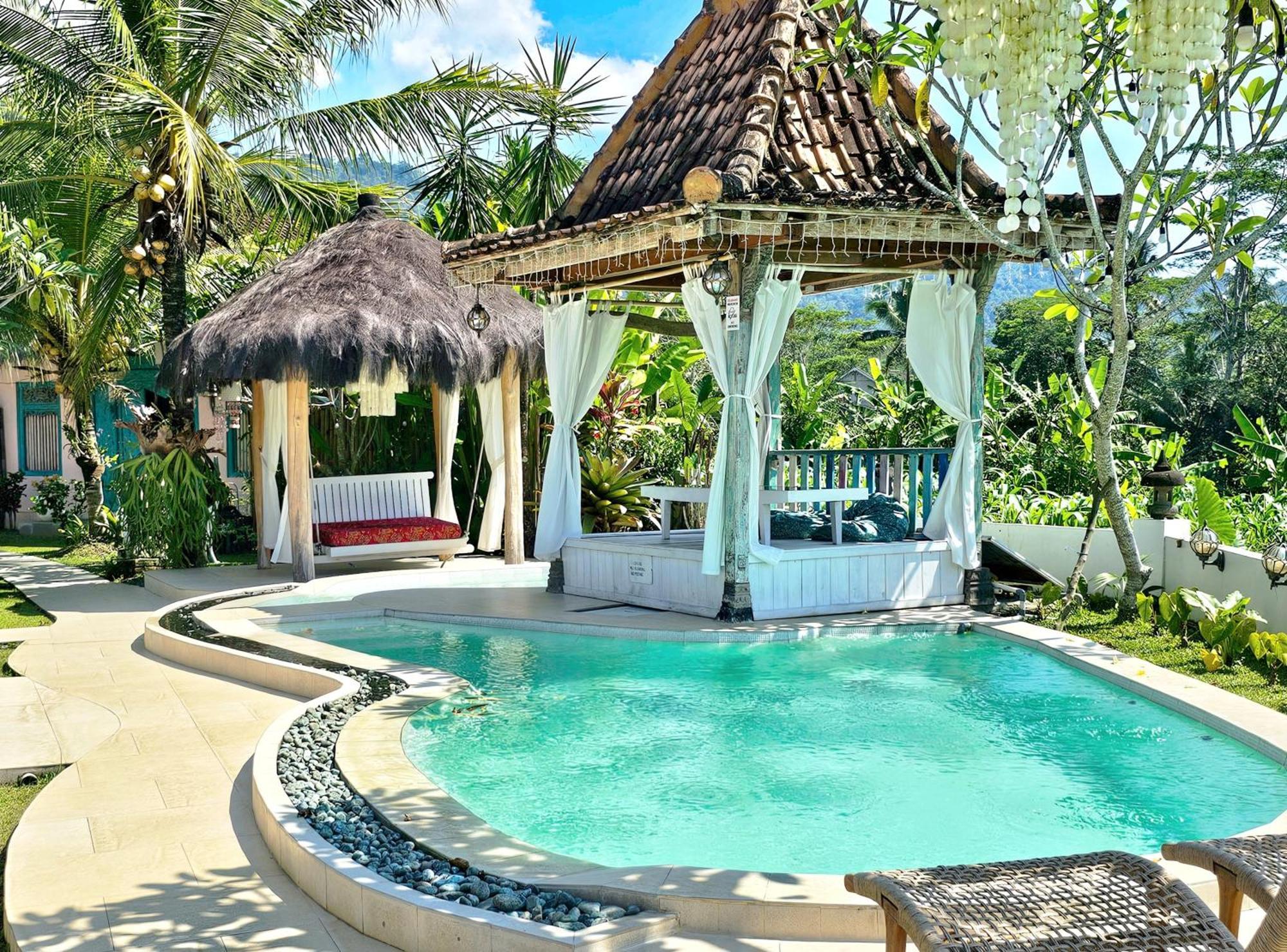 Janur Bungalow Magelang Exterior photo